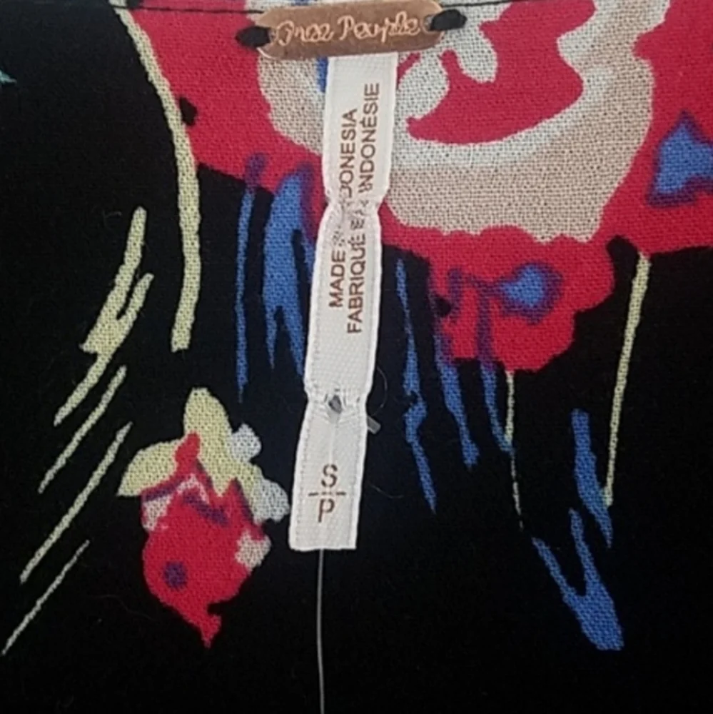 Free People Floral Top Size Small